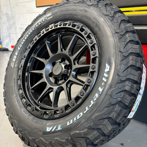 Rogue Alpha Podium 6x114 Nissan Navara